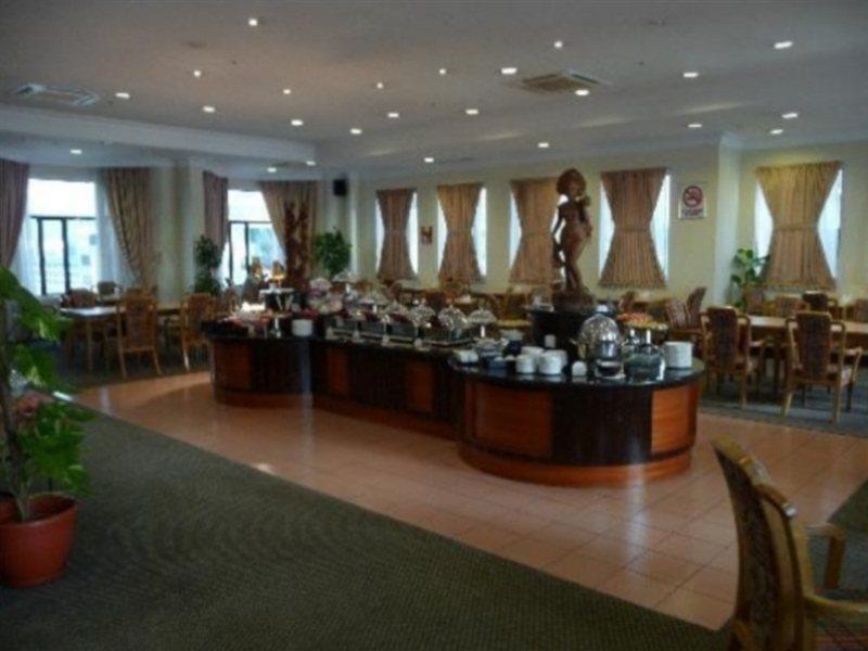 Promenade Hotel Kota Kinabalu Exterior foto